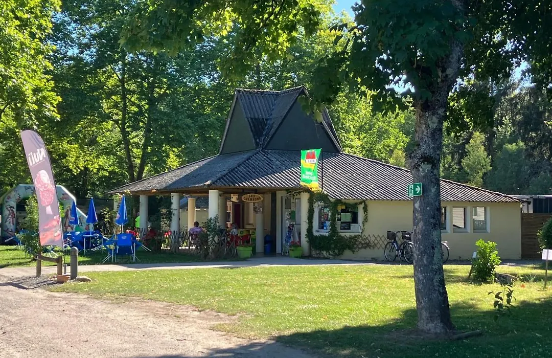 Camping Les Chambons-1