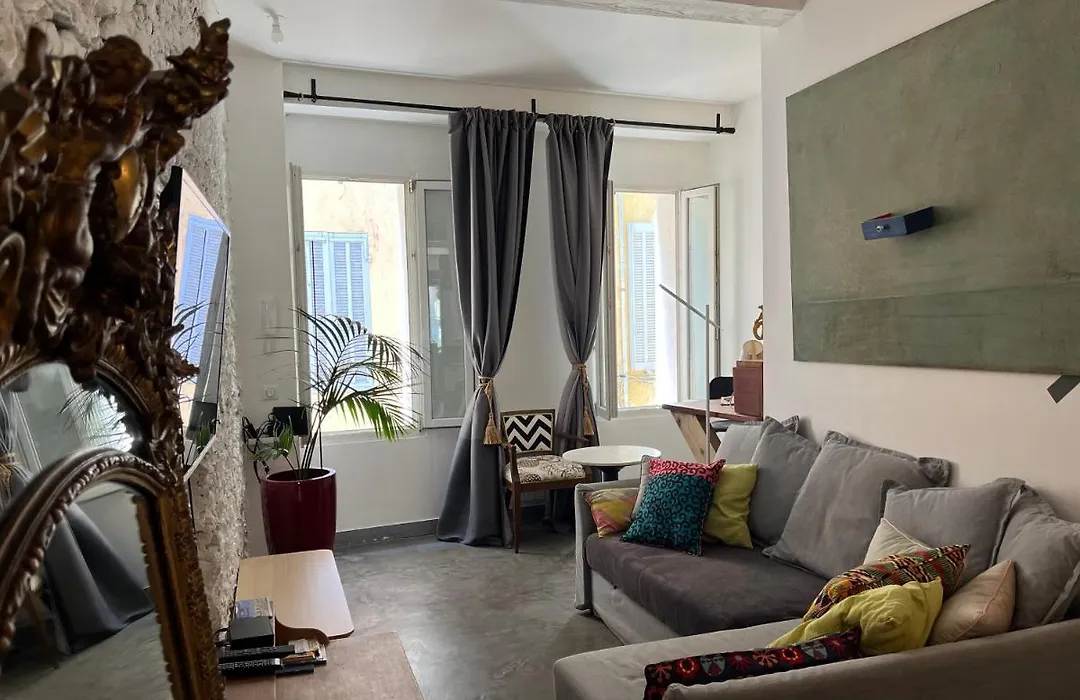 Home A La Mer-1