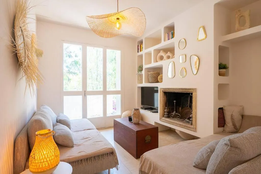 Ile de Porquerolles, KerMarc, appartement lumineux avec grande terrasse-1
