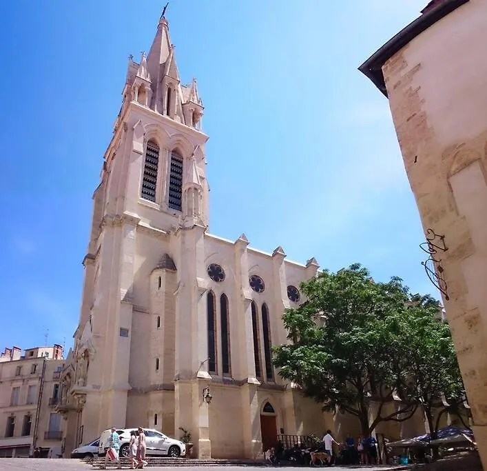 Apt Cosy Central Eglise Saint-Anne-1