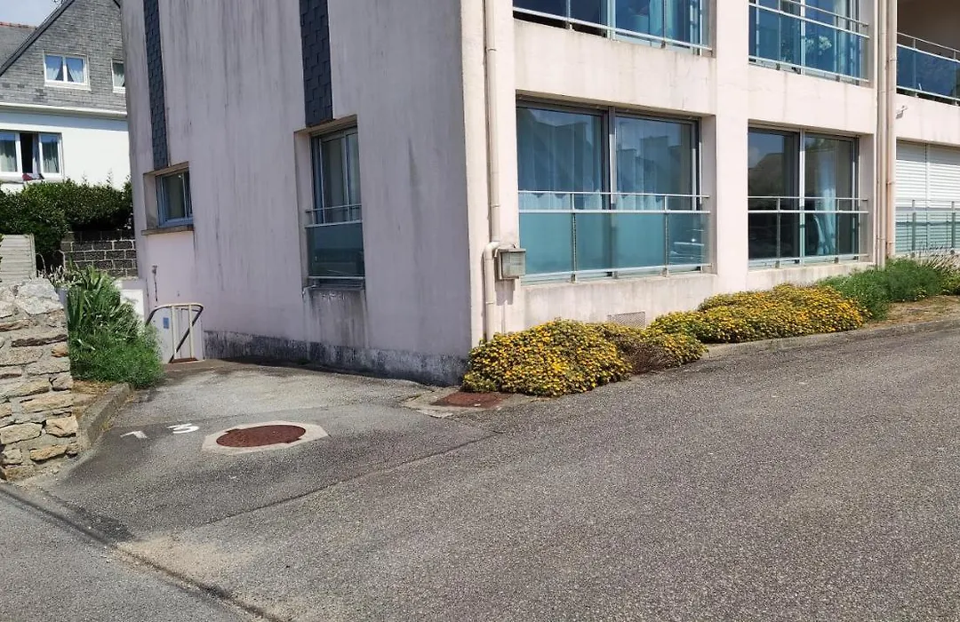 Appartement T3 de 74m2 très lumineux vue panoramique mer et plages-1