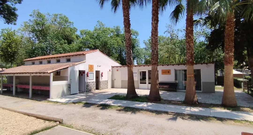 Camping Parc des 7 Fonts-1