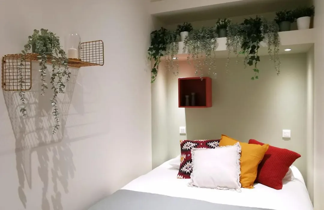 Marcelle Lender, Albi Cosy Home-1
