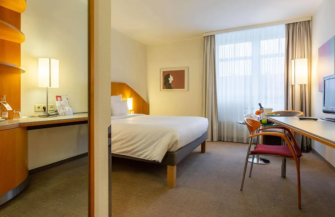 Leonardo Hotel Mainz-1