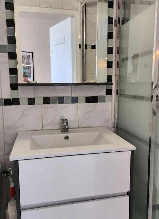 Chez Mina-1