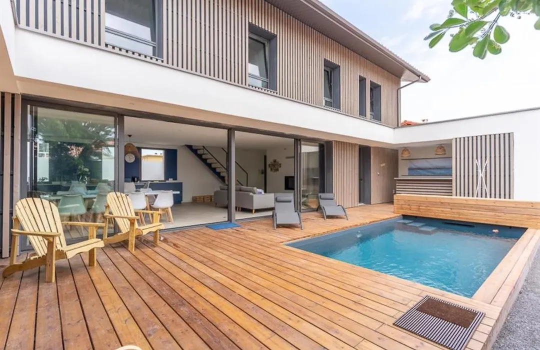Magnifique Villa avec piscine, 200m de la plage-1