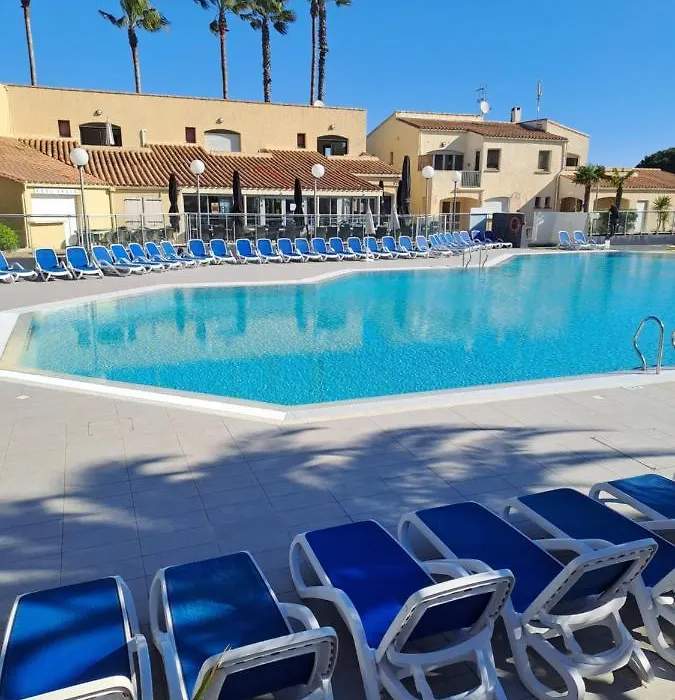 STUDIO CLIMATISE box 5 G Résidence Odalys Saint Loup, piscine ,parking privé et superette 25-1