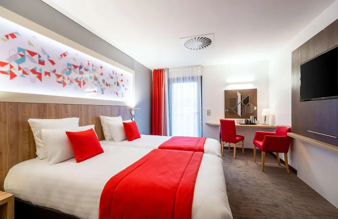 Brit Hotel Privilege Figeac-1
