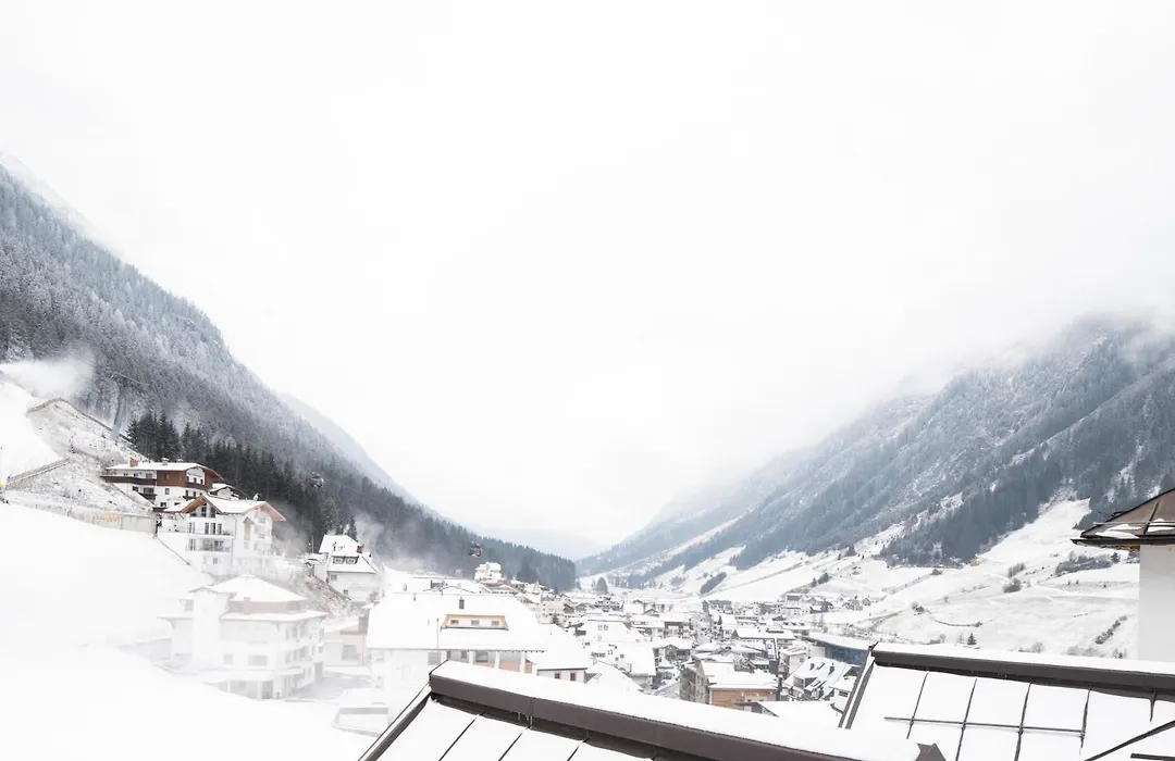 Superior Hotel Post Ischgl-1