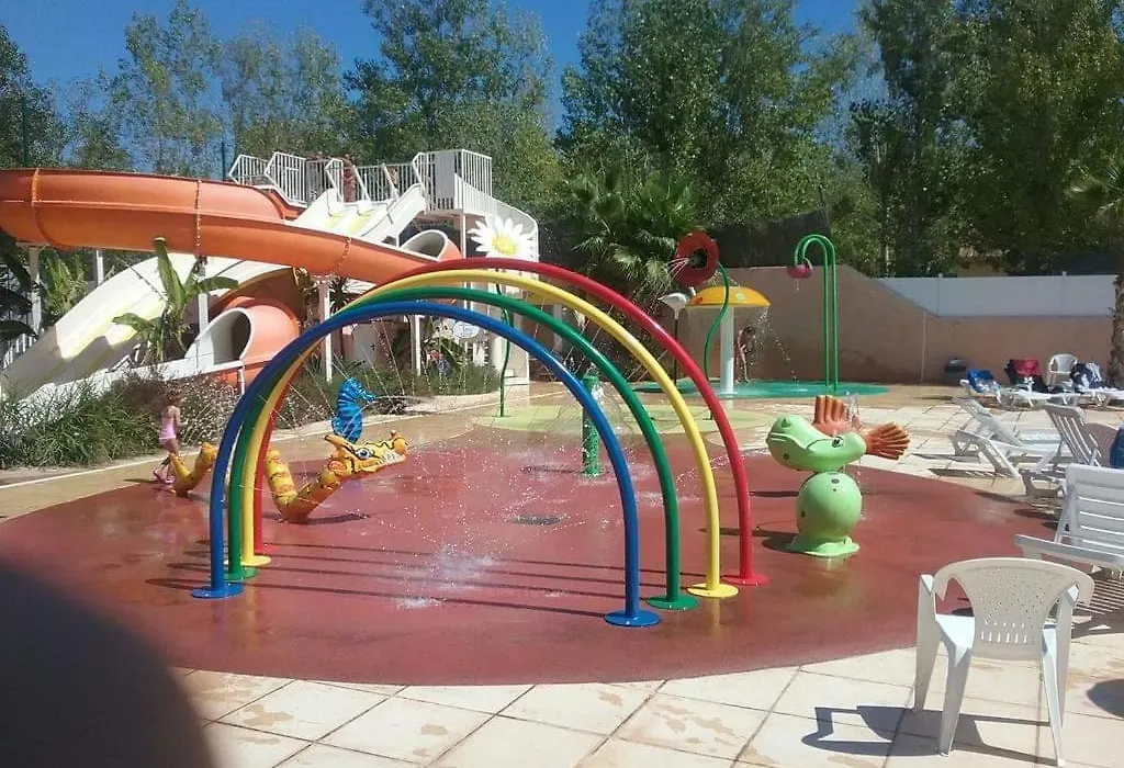 Camping Les Sables Du Midi-1