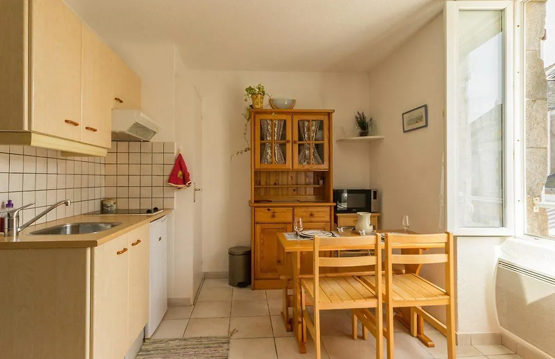 Studio cosy à 300 m de la plage, cœur de La Turballe, tous commerces à pied - FR-1-306-901-1