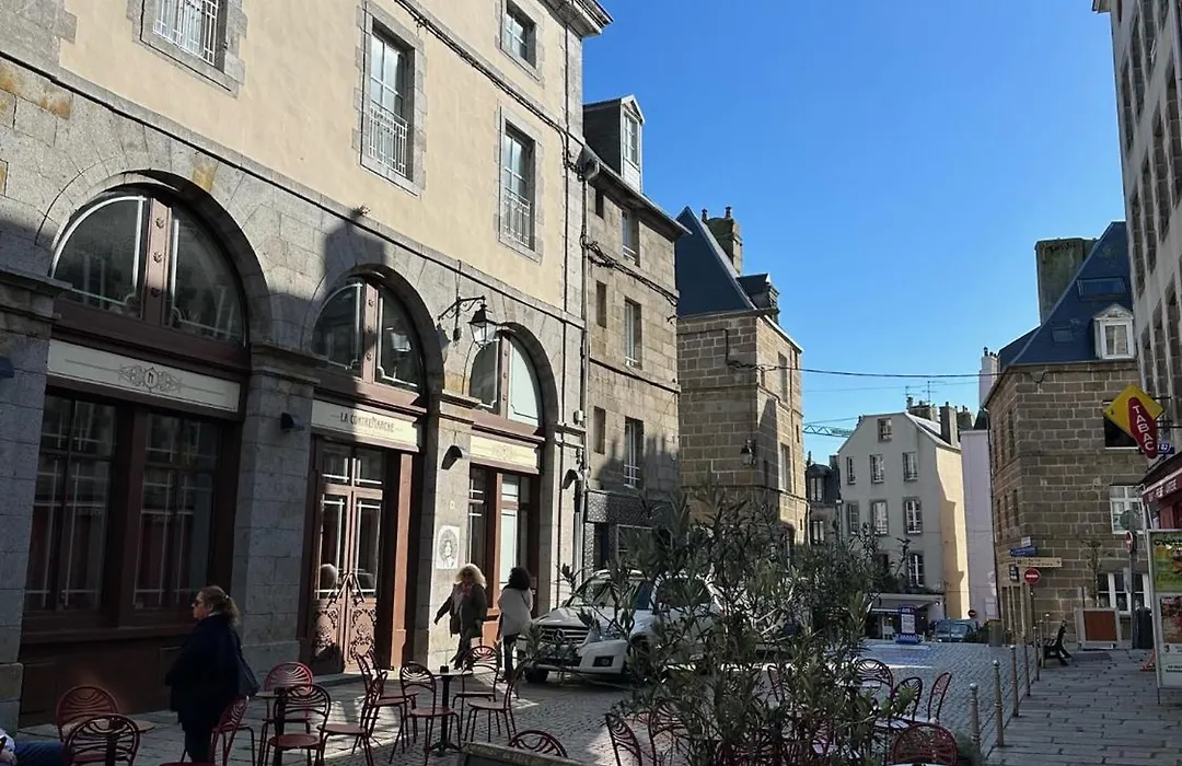 Haute ville : studio ravissant-1