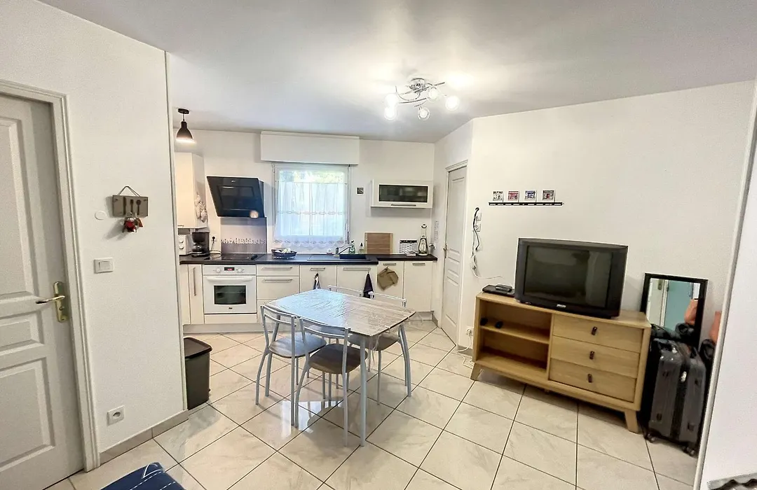 Appartement cosy à Granville, proche plage pour 2 personnes avec WiFi et parking - FR-1-361-517-1
