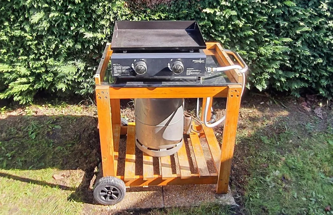 Mobilhome 2ch climatisé-terrasse fermée-4 vélos-camping 4 étoiles Les Charmettes-1