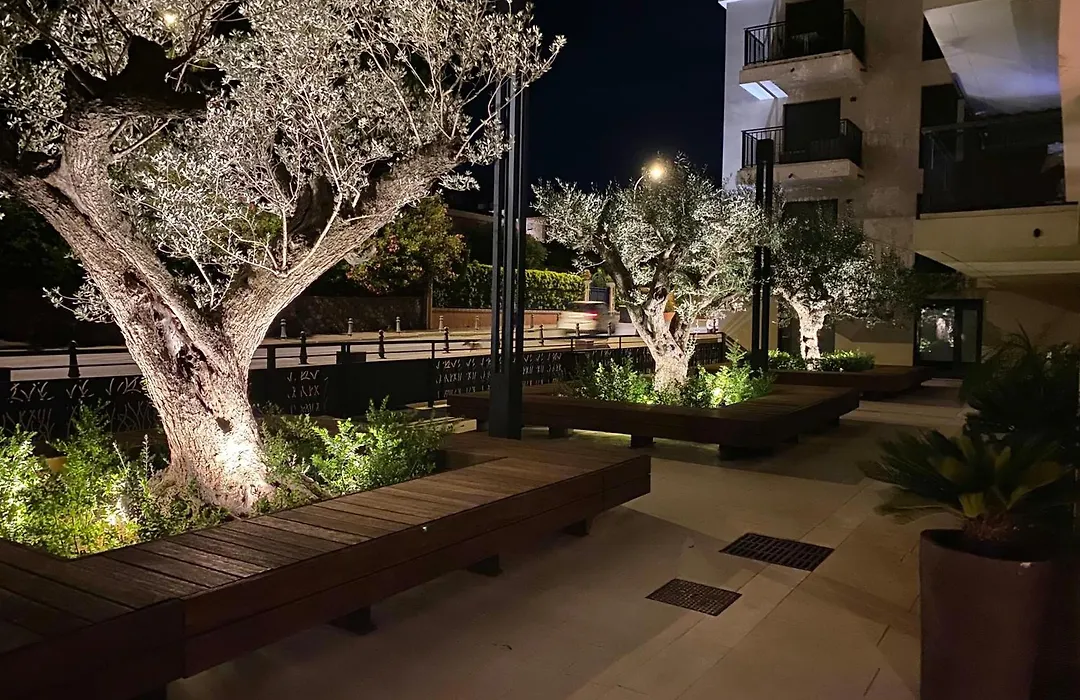Exclusive Resort Apartments With Parking , Gym And Sauna-1