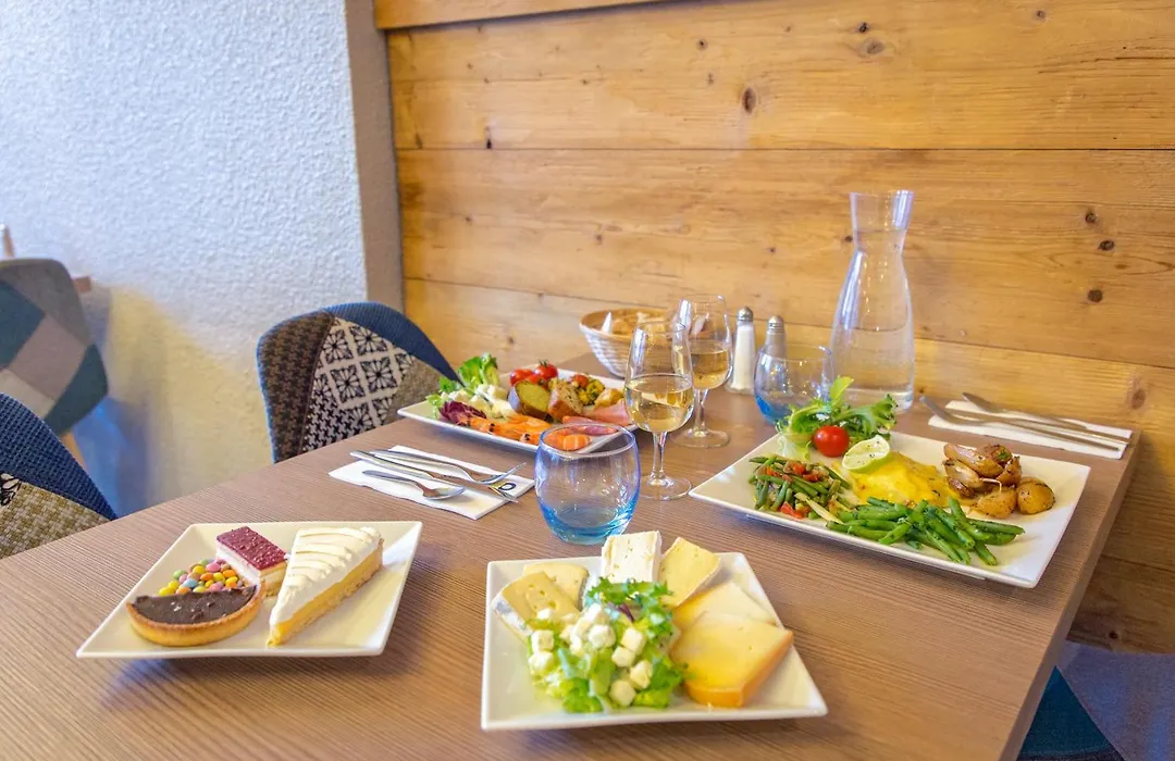 SOWELL HOTELS Le Pas du Loup-1