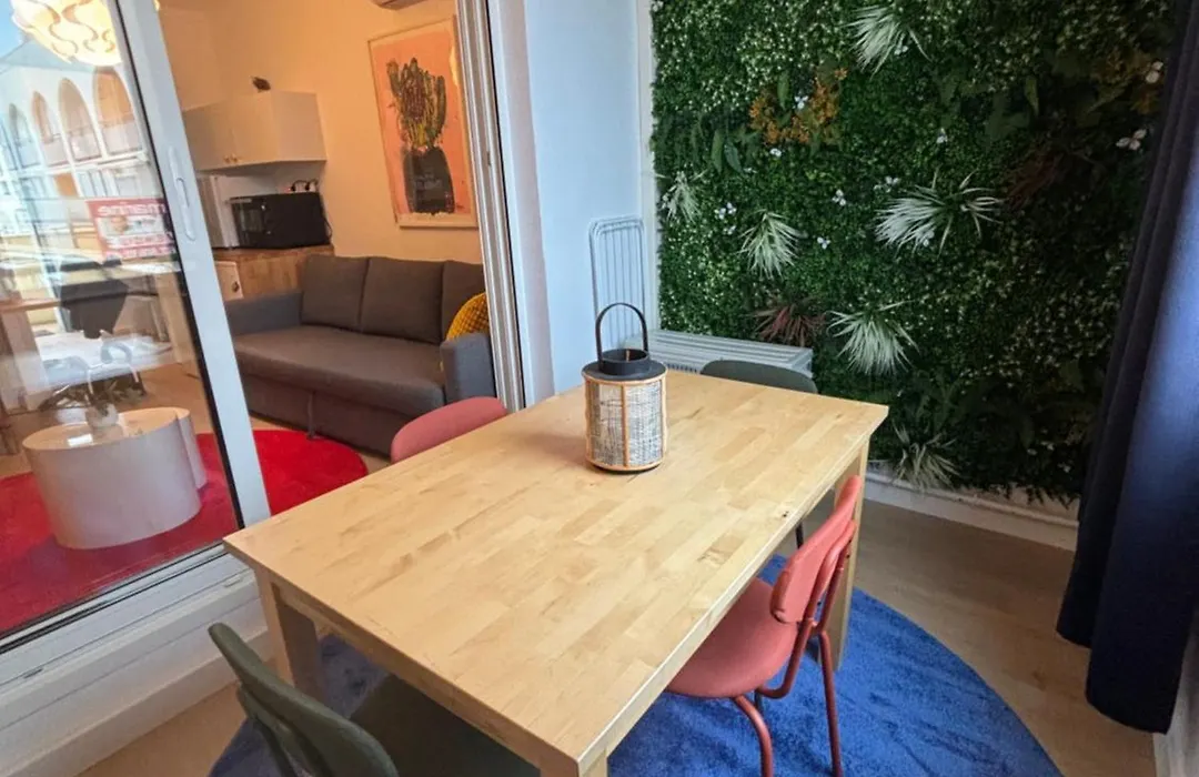 STUDIO VUE MER Quartier des Quilles-1
