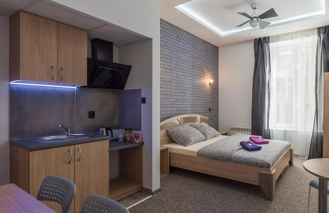 70S Hostel-1