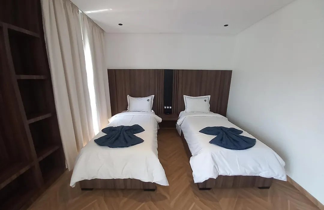Hôtel La Perla-1