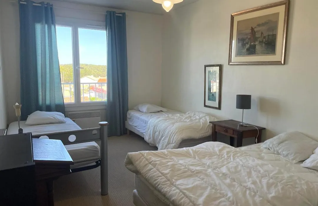 Appartement 2 Chambres Face Mer avec Balcon – 6 Pers, Parking, Animaux Acceptés - FR-1-323-246-1