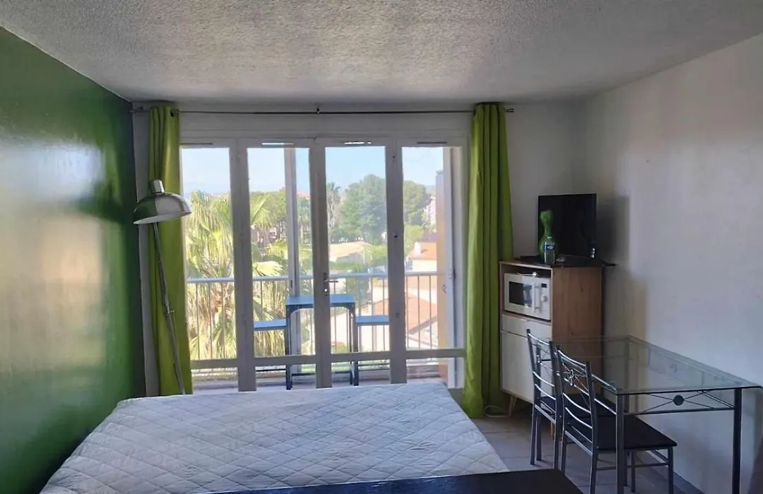 Studio Frejus 1-4 Pers Avec Parking Prive Residence 2Km Mer & Base Nature-1