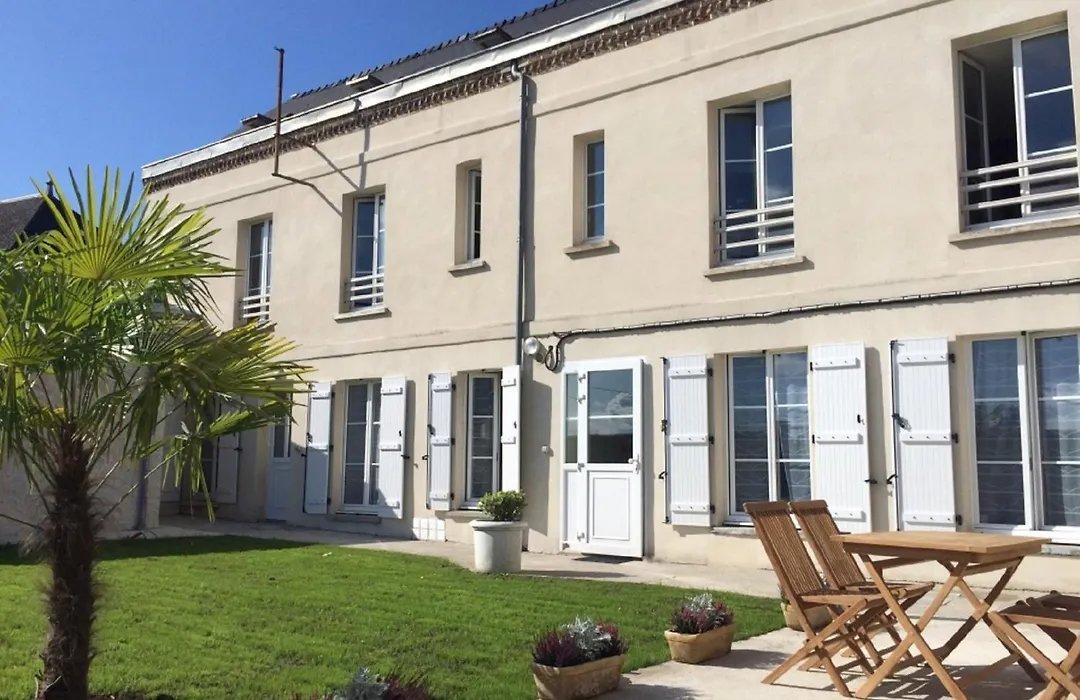 Le Clos Saint Martin-1
