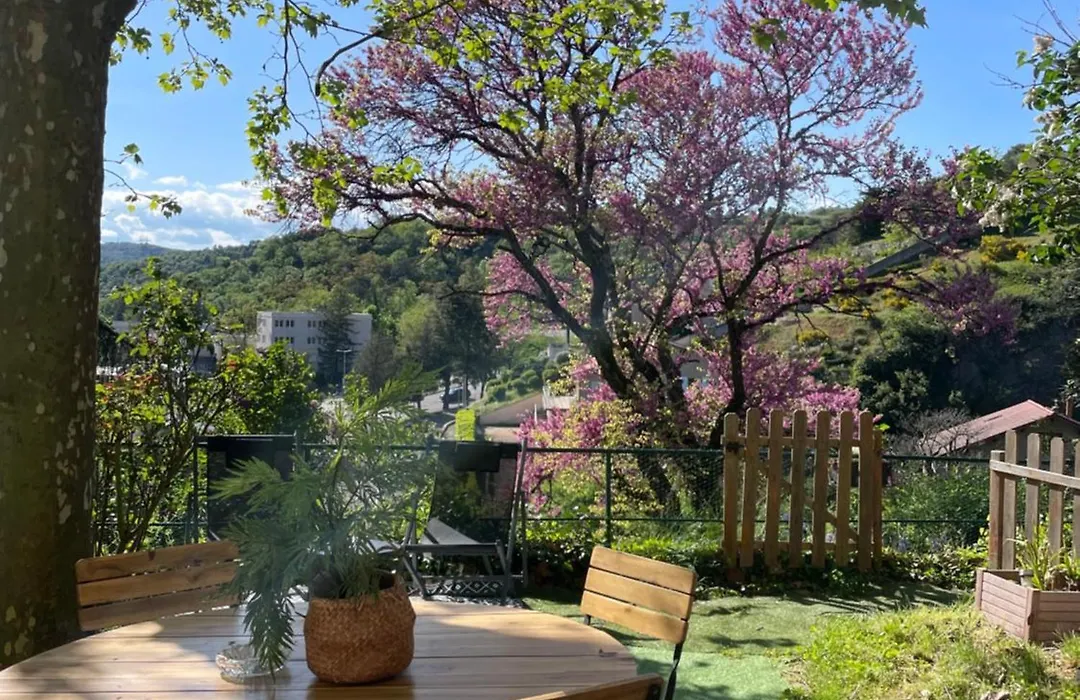 Maison A Avec Jardin Privatif Dans Domaine Des Crozes-1