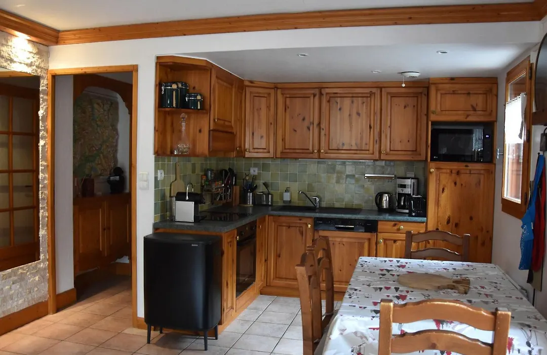 Appartement spacieux, 3 étoiles, max 8 pers, 2 terrasses - FR-1-464-54-1