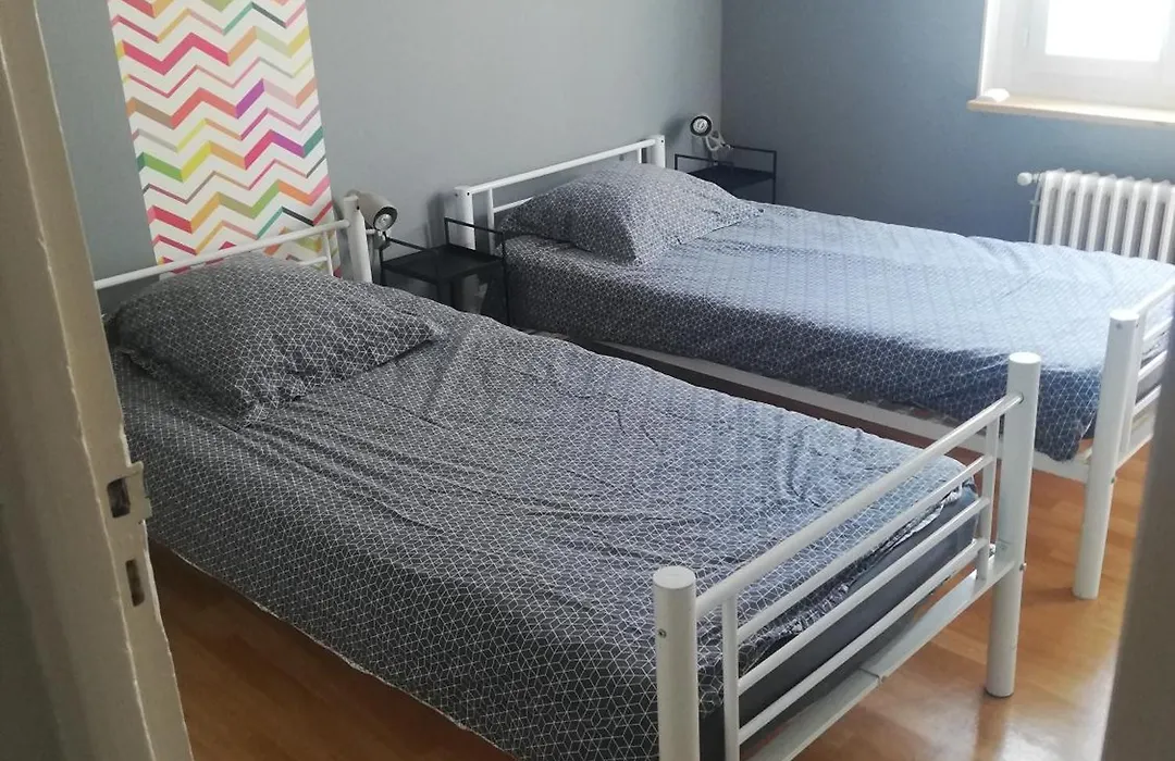 Appartement Avec 2 Chambres, Proche De La Gare De Saint Brieuc-1