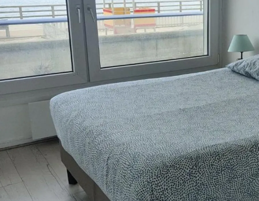 Sea View 2 Room Apartment 50M2-1