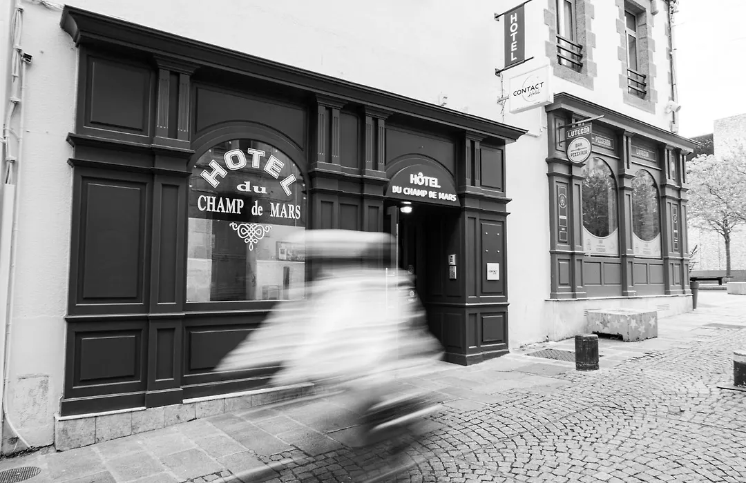 Contact Hôtel du Champ de Mars de Saint-Brieuc-1