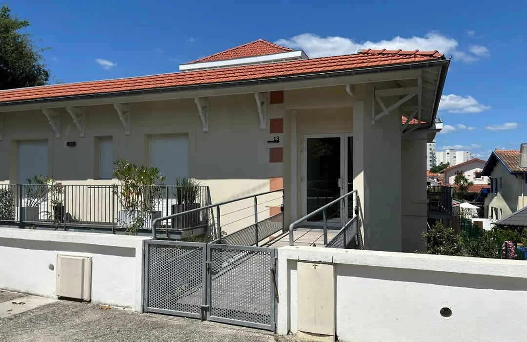 Charmant T2 avec extérieur Villa Deganne-1