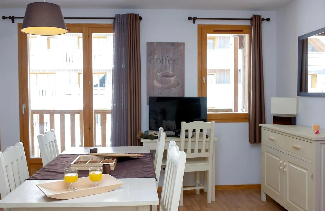 Résidence Goélia Les Chalets de Super-Besse-1