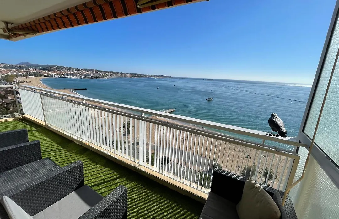 Frejus Plage - T2 -Vue mer féérique-1