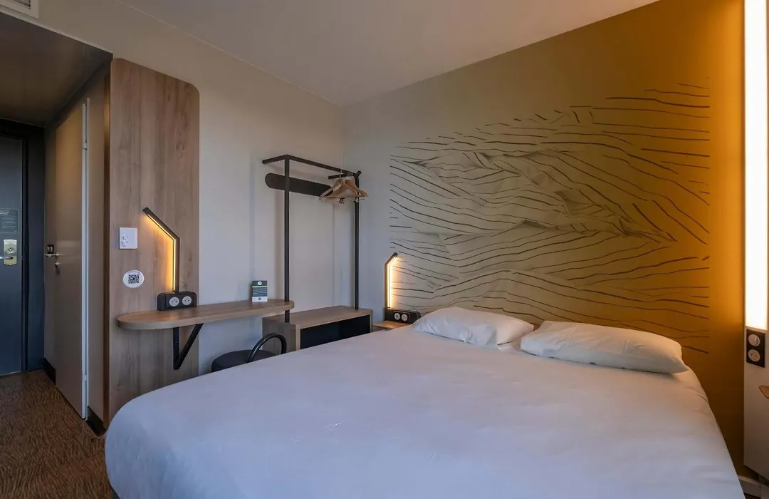 B&B HOTEL Saintes-1