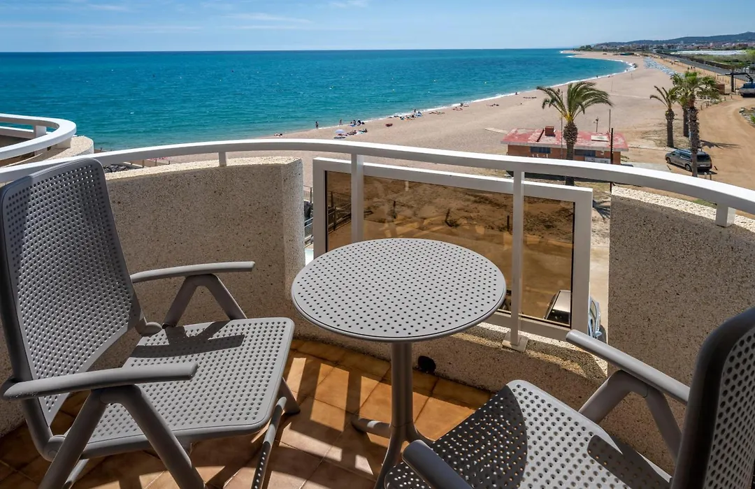 Caprici Beach Hotel & Spa-1