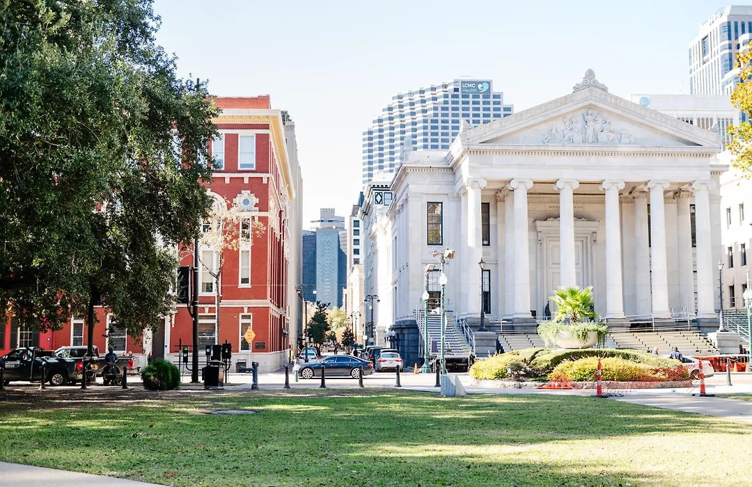The Lafayette New Orleans By Kasa Living-1