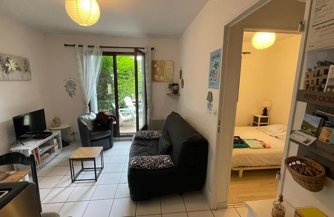Appartement Rez de jardin Cabourg résidence bord de mer-1