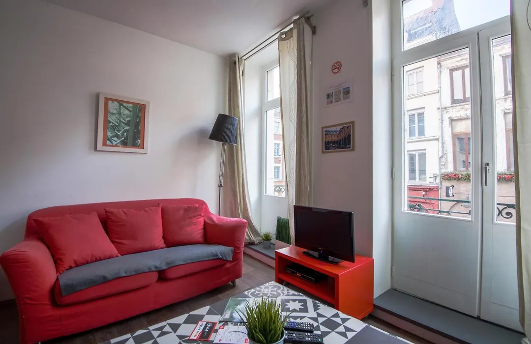 Royale Apartments Vieux Lille 24H24H Access-1