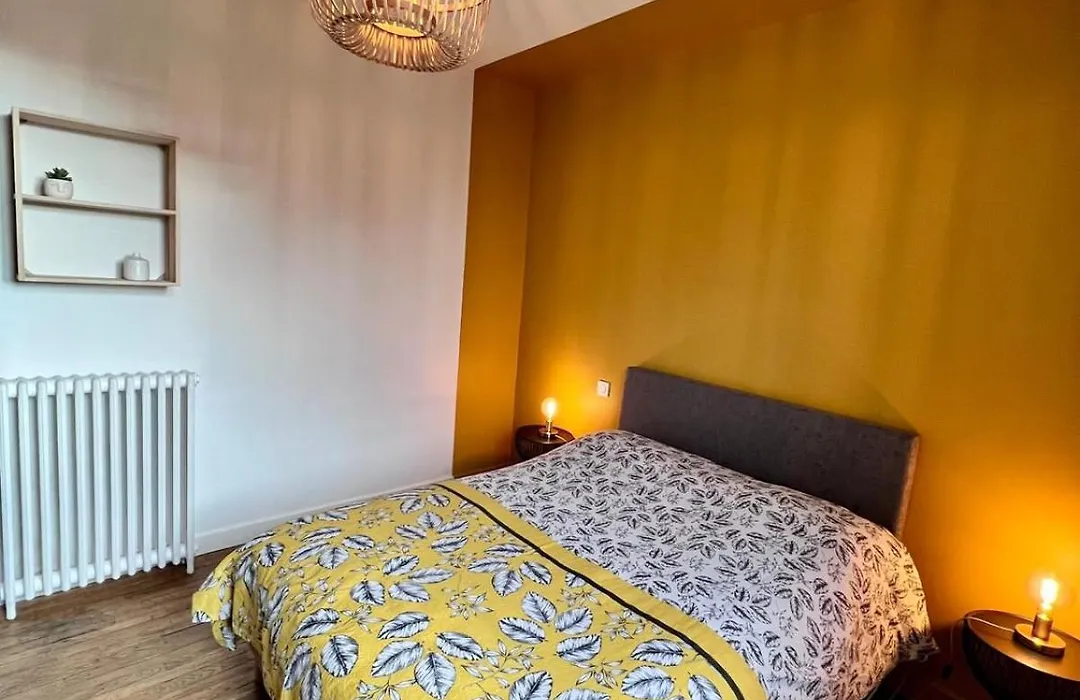 Casa Paris - T2 - 4Pers - Hyper Centre Brive-1