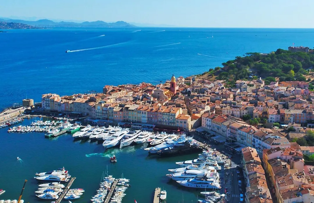 Un nid à Saint Tropez-1