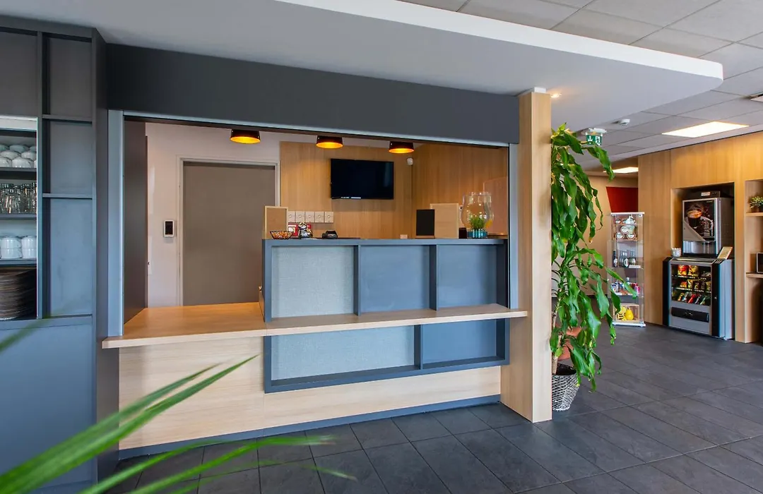 B&B Hotel Chartres Oceane-1