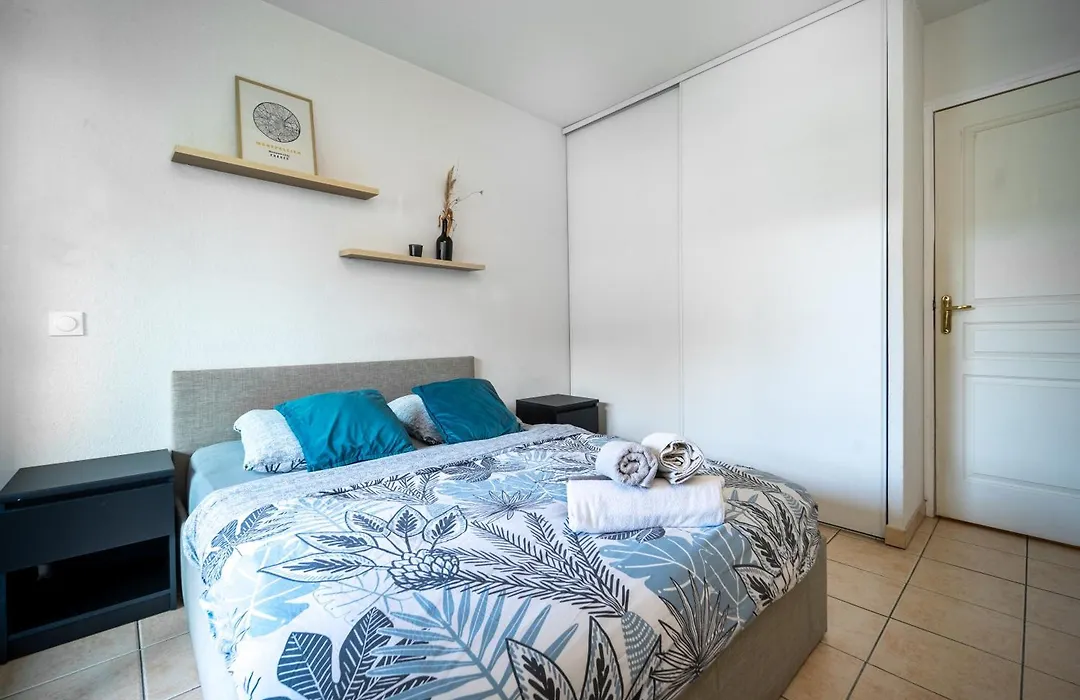 Le Dory - Appartement Centre Ville avec Terrasse, Parking&Wifi-1