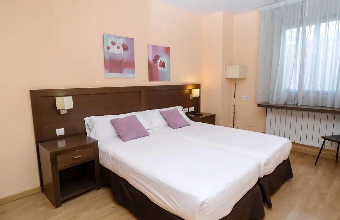 Hostal Acanto-1