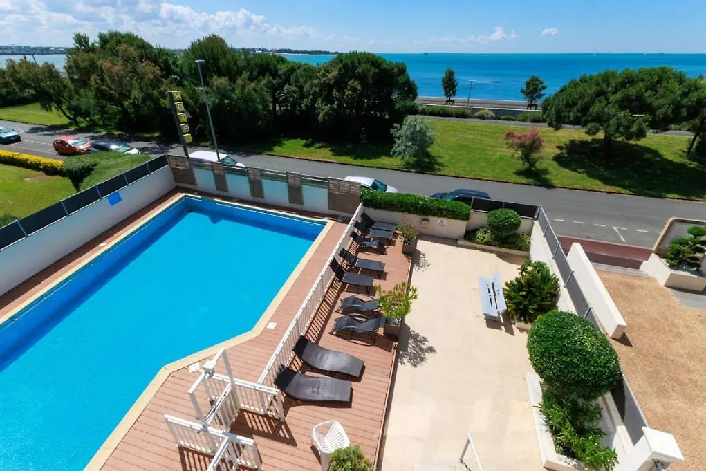 Hôtel Le Rochelois-1