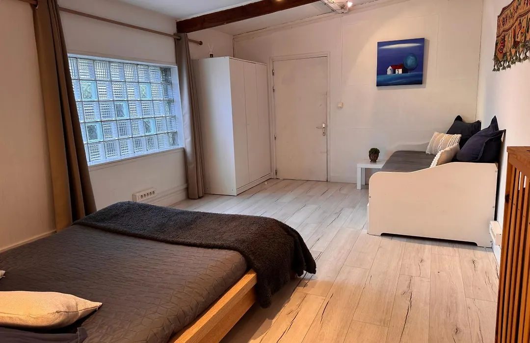 Ravissante suite avec parking sur place.-1