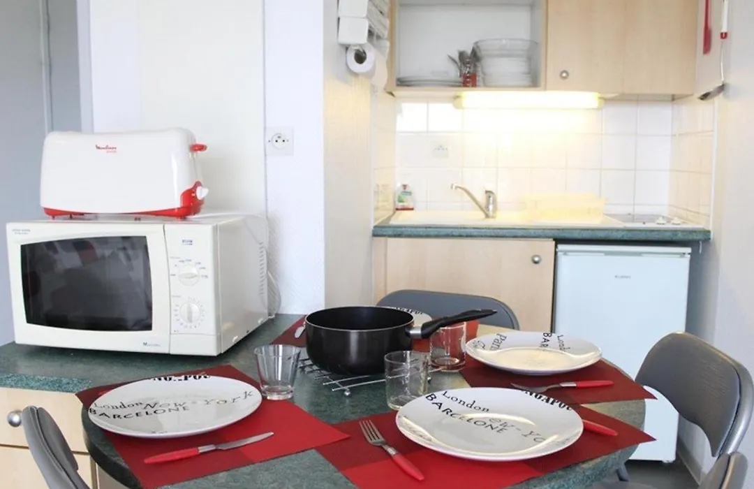 Studio Cabine 4 Pers Avec Balcon, Parking Et Piscine Aux Minimes - La Rochelle - Fr-1-246-177-1