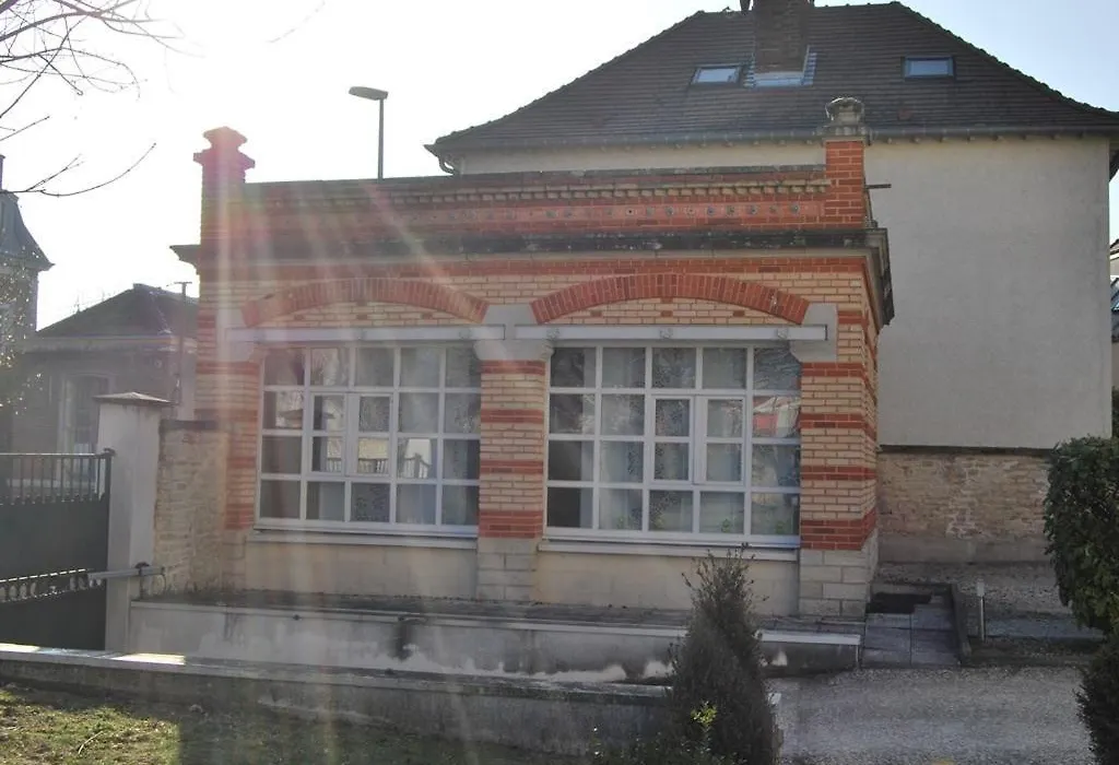 Gite La Tour Boileau-1