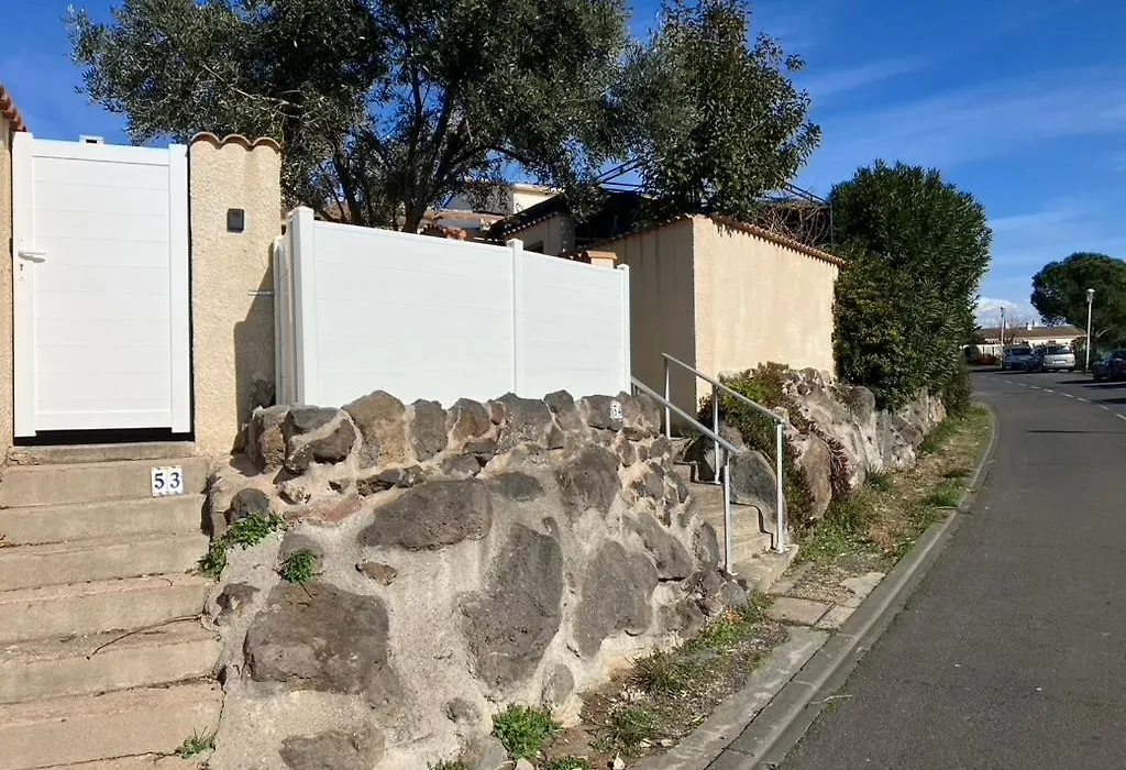 Appartement maison type pavillon sans vis à vis au cap d'agde-1