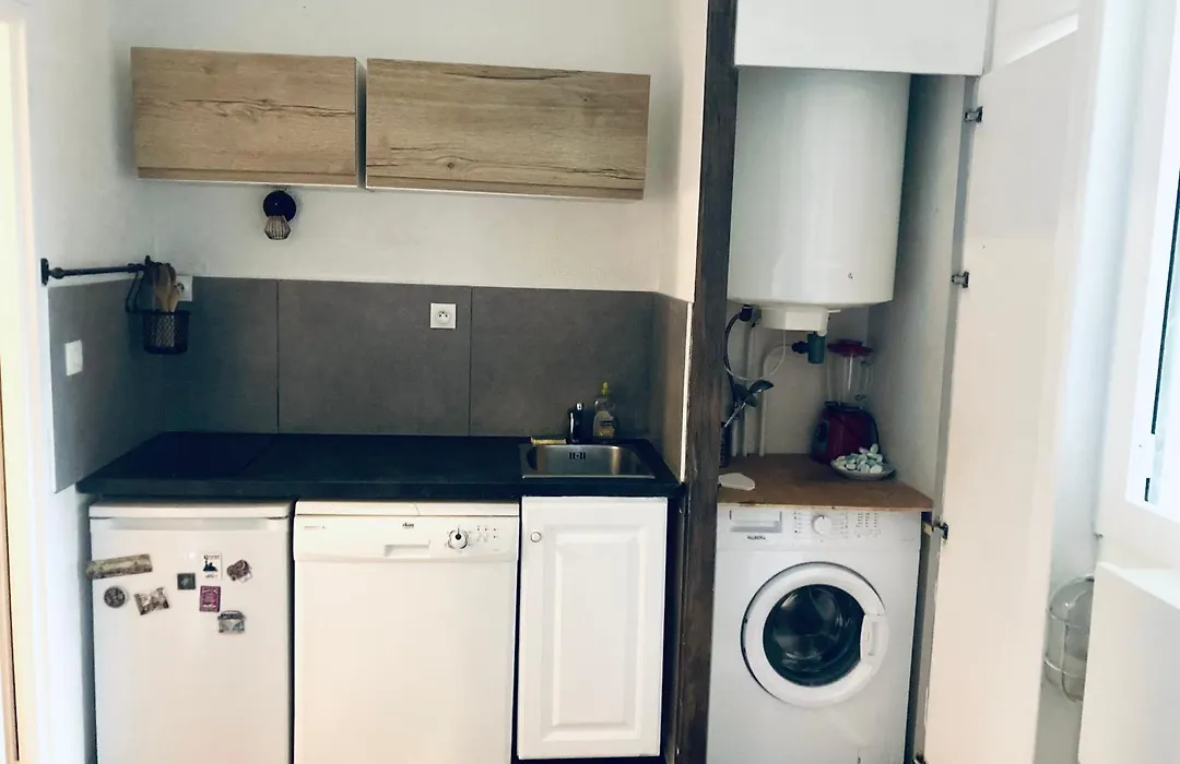 Hyeres port bel appartement-1